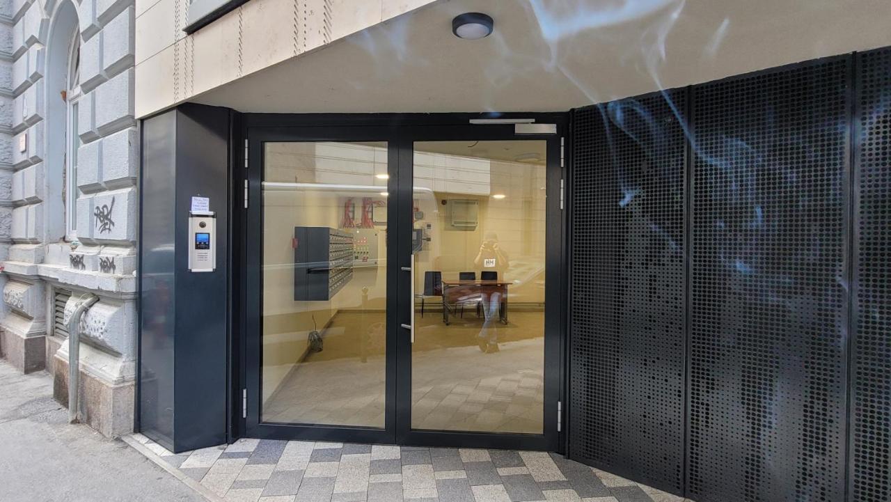 Mm D Home Apartment 부다페스트 외부 사진